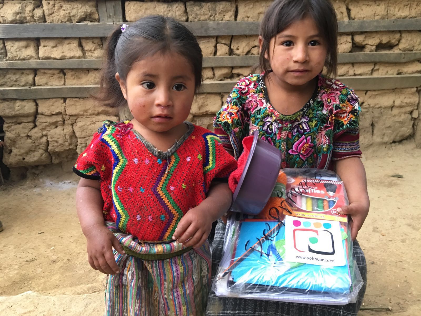 2 niñas en Guatemala